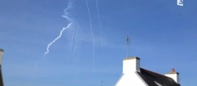 Feu d&rsquo;artifice à 120 millions : remettons en question la dissuasion nucléaire !